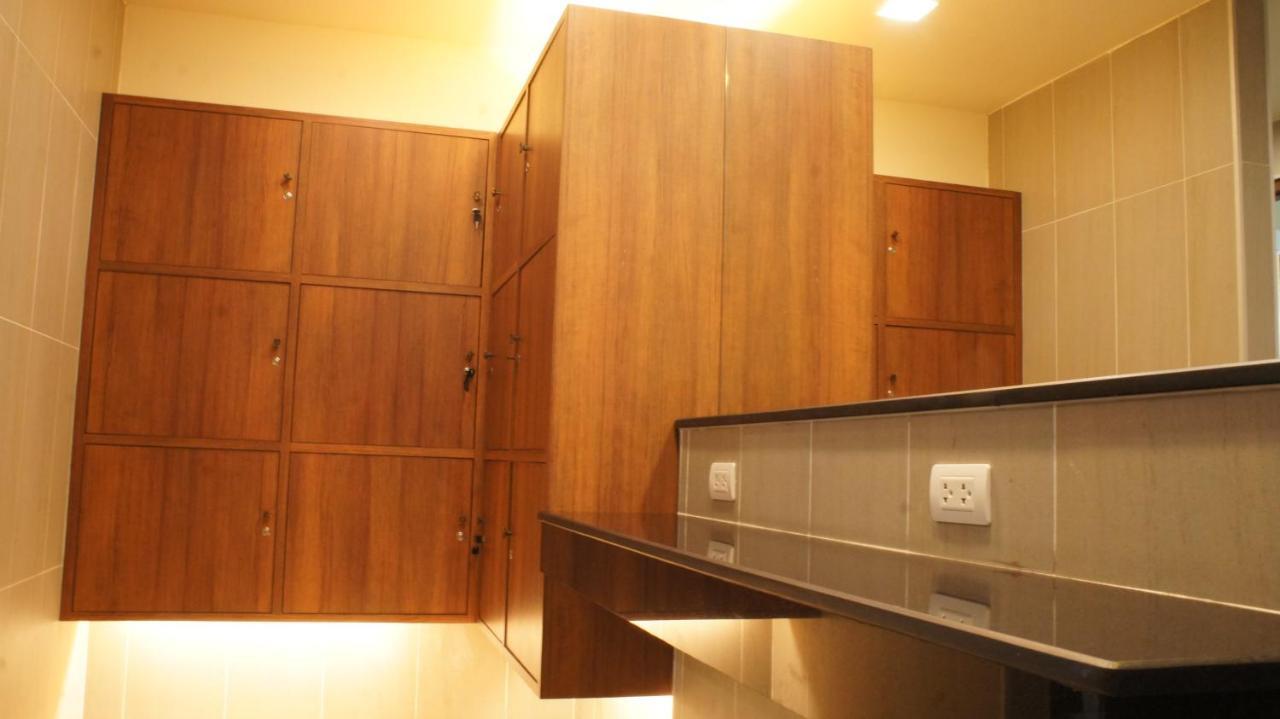 The Astra Chiang Mai Apartment Exterior foto